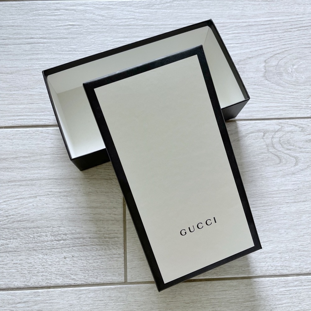 Gucci box